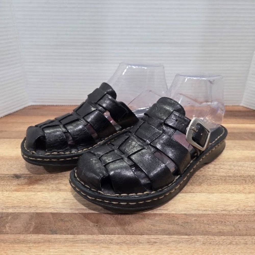 Born Fisherman Sandals Women's Size 6 Black Leather Woven Buckle Slide MJG5